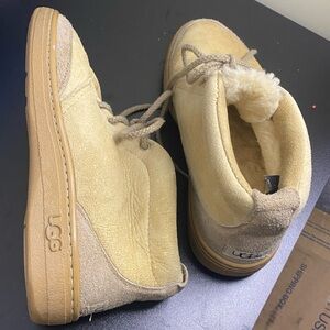 UGG Unisex Mens 7 Women's 8 Chestnut Soft Ankle Boots Lace Up Wool Suede Shoes